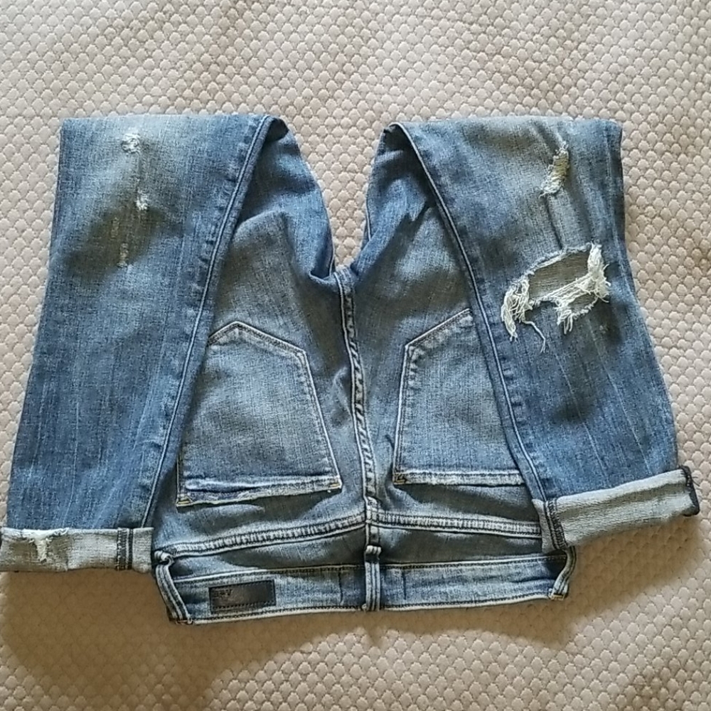 Distressed capris - Picture 2 of 3
